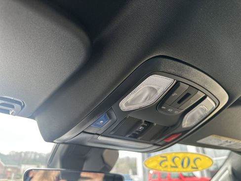 Used 2025 RAM 1500 Classic Warlock image 37