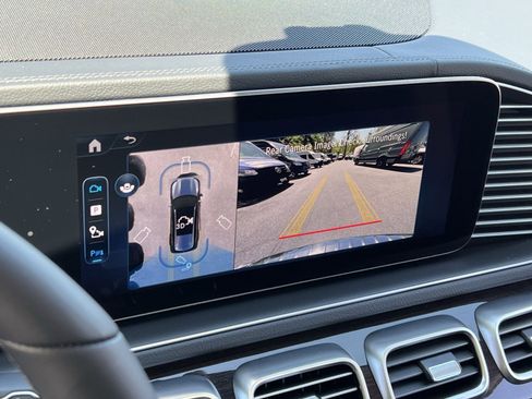 New 2026 Mercedes-Benz GLS 450 4MATIC image 24
