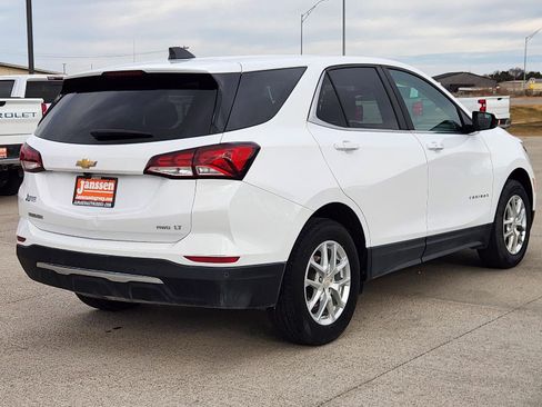 Used 2024 Chevrolet Equinox LT image 6