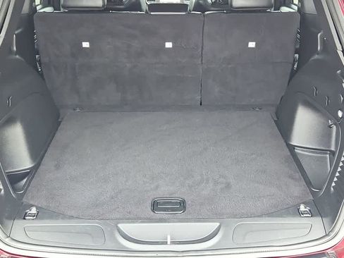 Used 2022 Jeep Grand Cherokee Limited image 36