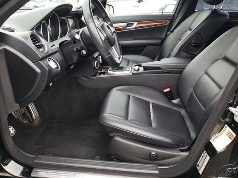 Used 2013 Mercedes-Benz C 300 4MATIC Sedan image 16