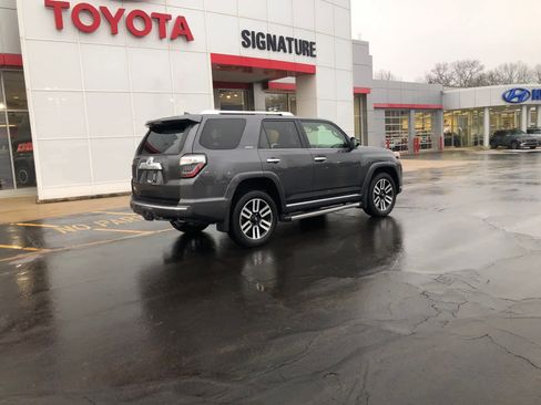Used 2023 Toyota 4Runner Limited image 2