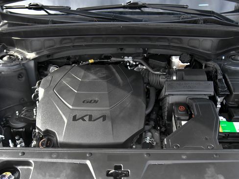 Used 2022 Kia Telluride LX image 44