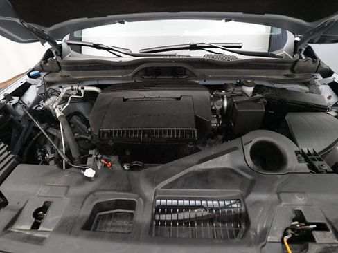 Certified 2025 Honda Pilot Black Edition image 3