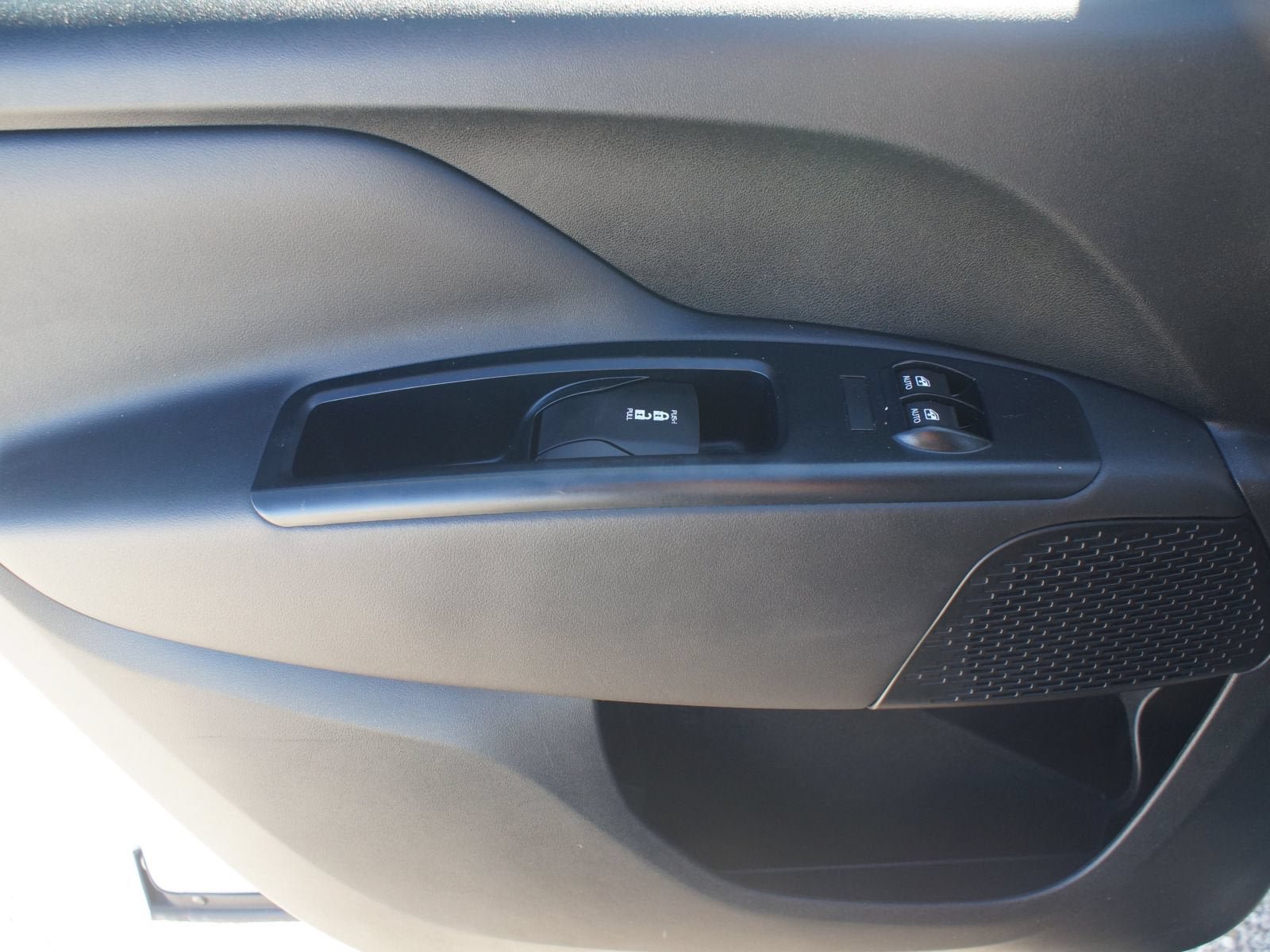 Used 2018 RAM ProMaster City SLT FWD image 26