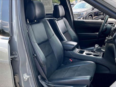 Used 2021 Jeep Grand Cherokee Laredo X AWD/4WD image 10