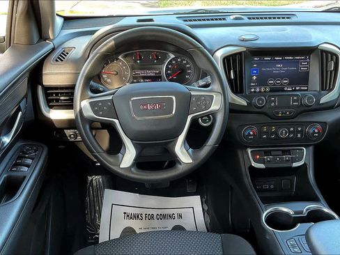 Used 2022 GMC Terrain SLE w/ Driver Convenience Package image 5