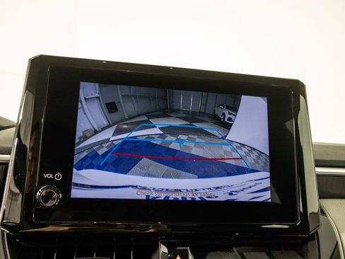 Used 2023 Toyota Corolla LE FWD image 21