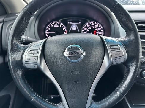 Used 2013 Nissan Altima 2.5 SL FWD image 42