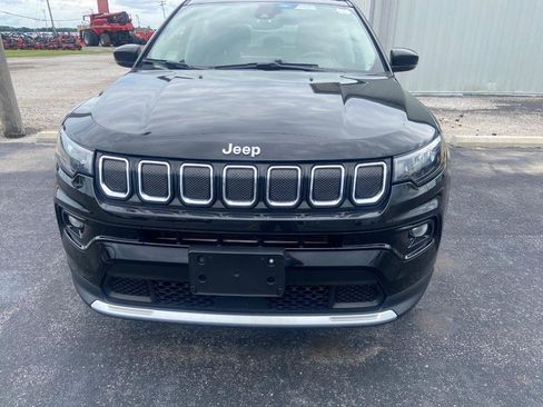 Used 2022 Jeep Compass Limited AWD/4WD image 2