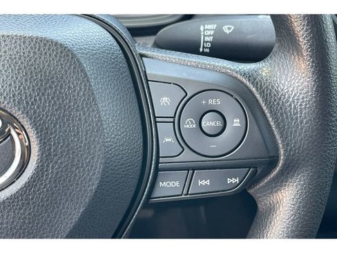 Used 2023 Toyota Corolla LE FWD image 34
