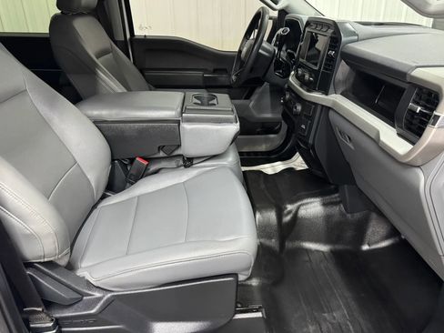 Used 2022 Ford F150 XL w/ Trailer Tow Package image 12