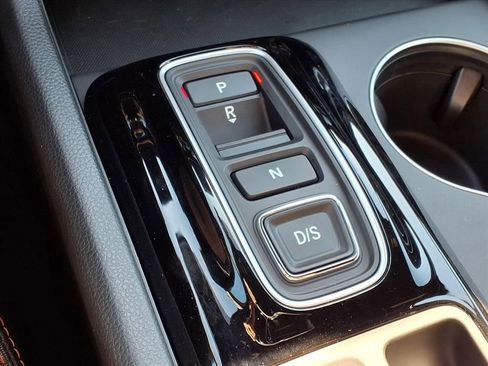 New 2025 Honda Pilot Sport image 9