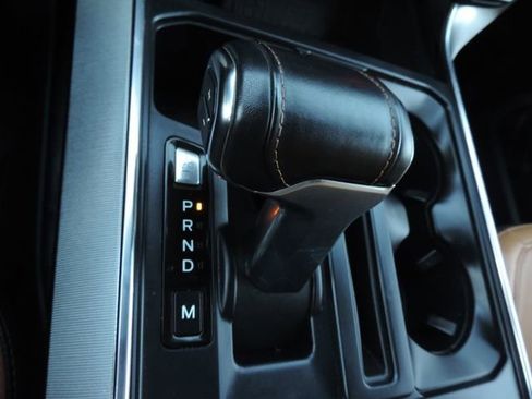 Used 2022 Ford F150 Platinum image 27