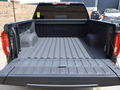 Used 2024 GMC Sierra 1500 SLT RWD image 28