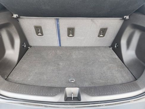 Used 2022 Chevrolet Bolt EUV Premier FWD image 31