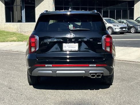 Used 2024 Hyundai Palisade Limited image 5