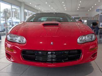 Used 2002 Chevrolet Camaro Z28 w/ SS Performance/Appearance Pkg video 2