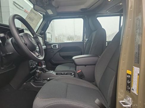 New 2026 Jeep Gladiator Sport image 15