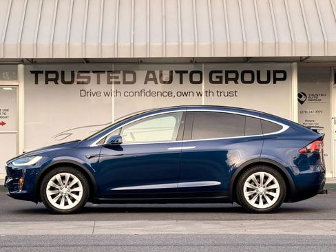 Used 2017 Tesla Model X 100D AWD/4WD image 6