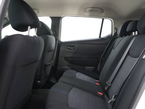 Used 2022 Nissan Leaf SV Plus FWD image 18