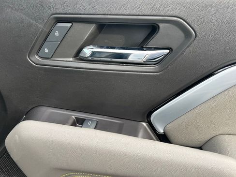 Certified 2024 Chevrolet Colorado ZR2 w/ Technology Package image 19