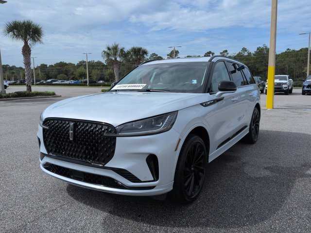 Used 2025 Lincoln Aviator Reserve w/ Equipment Group 201A AWD/4WD image 9