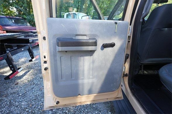 Used 2013 Ford F450 XL w/ Snow Plow Prep Pkg RWD image 14