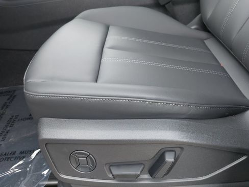 New 2026 Audi Q5 Premium Plus AWD/4WD image 32