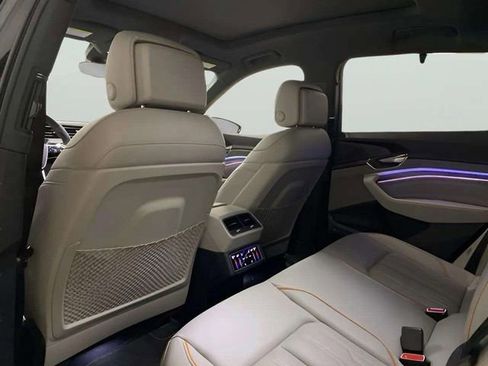 Used 2024 Audi Q8 e-tron Prestige w/ Prestige Package image 60