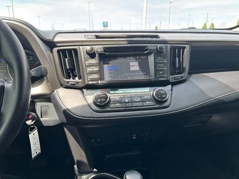 Used 2017 Toyota RAV4 XLE w/ All Weather Liner Package AWD/4WD image 17