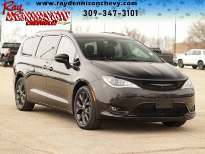 Used 2020 Chrysler Pacifica Limited w/ Advanced Safetytec Group