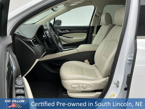 Used 2023 Buick Enclave Essence image 17