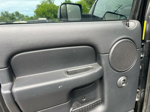 Used 2003 Dodge Ram 2500 Truck SLT AWD/4WD image 12