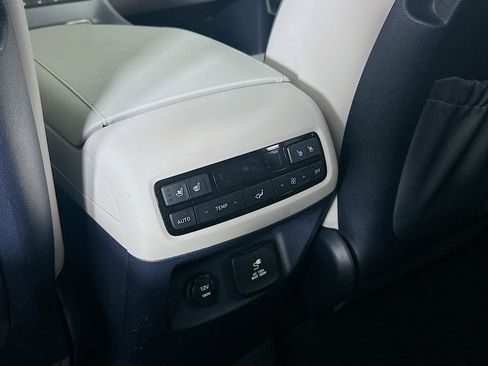 Used 2023 Hyundai Palisade Calligraphy FWD image 27