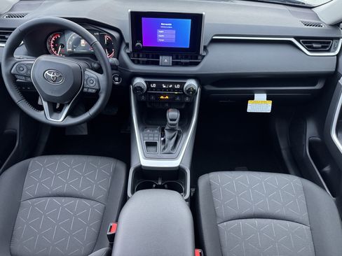 New 2025 Toyota RAV4 XLE image 4