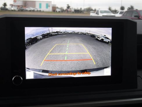 Used 2024 Toyota Tacoma SR image 15