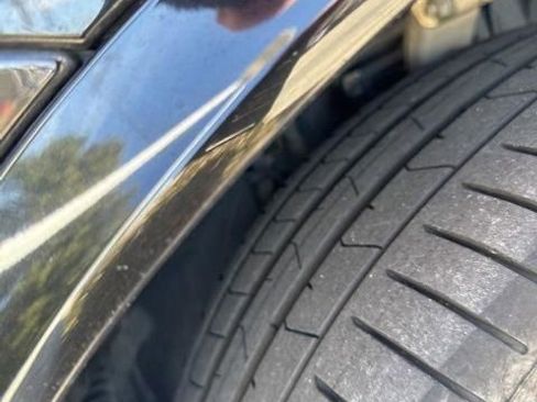 Used 2018 BMW X5 xDrive50i w/ M Sport Package image 25