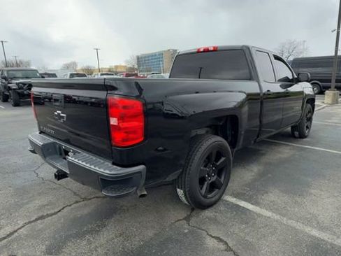 Used 2018 Chevrolet Silverado 1500 W/T w/ Black Out Edition image 8