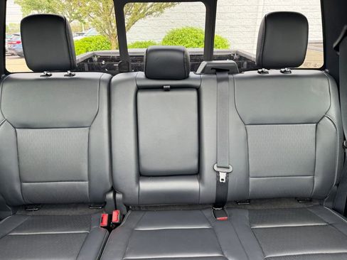 Used 2025 Ford F150 Lariat AWD/4WD image 16