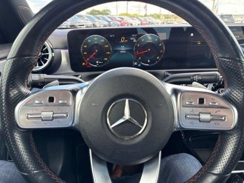 Used 2023 Mercedes-Benz CLA 250 image 33
