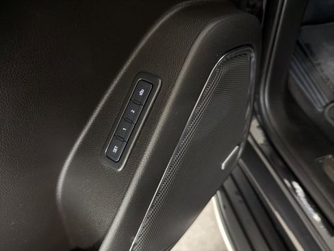 Used 2020 GMC Yukon Denali w/ Open Road Package image 38