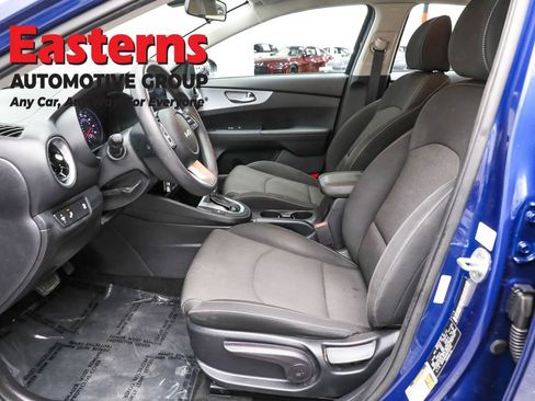 Used 2022 Kia Forte LXS w/ LXS Technology Package image 14