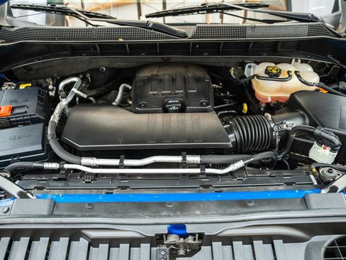Used 2022 Chevrolet Silverado 1500 Custom AWD/4WD image 20