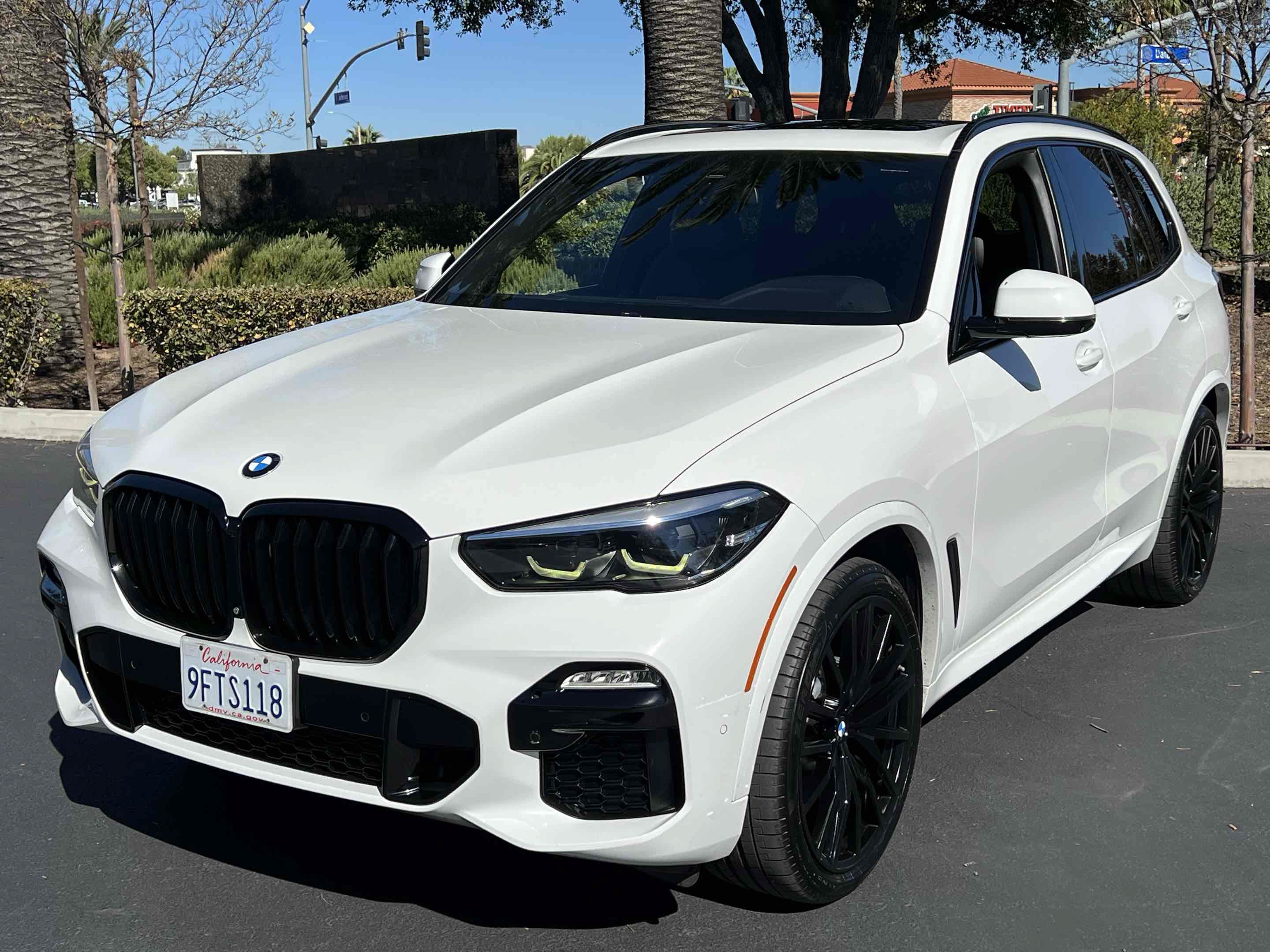 Used 2020 BMW X5 sDrive40i w/ M Sport Package RWD image 14