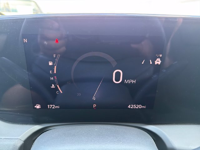 Used 2024 Buick Encore GX Preferred w/ Comfort Package FWD image 11