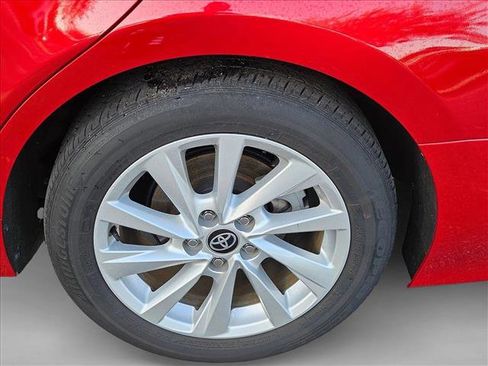 Used 2024 Toyota Camry LE w/ Convenience Package FWD image 10