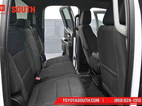 Used 2022 Chevrolet Silverado 1500 Custom AWD/4WD image 28
