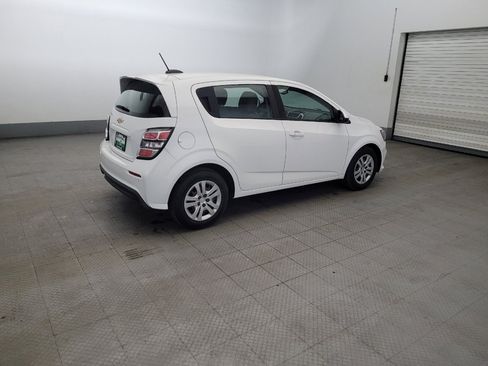 Used 2020 Chevrolet Sonic LT FWD image 10
