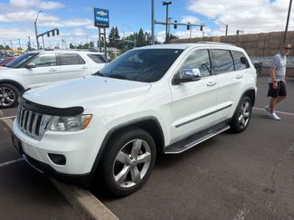 Used 2011 Jeep Grand Cherokee Limited w/ Trailer Tow Group IV AWD/4WD video 2